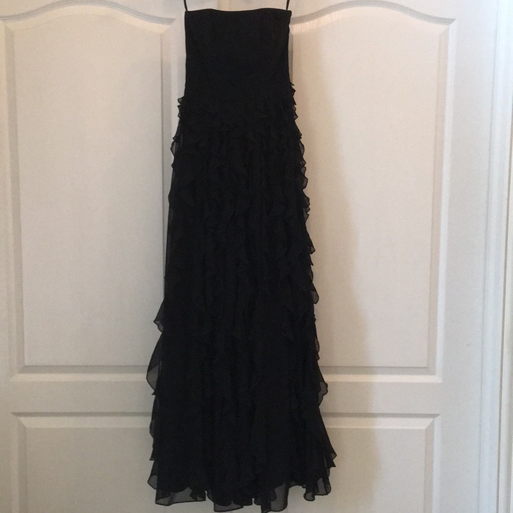 White House Black Market Waterfall Gown SZ 00 NWT